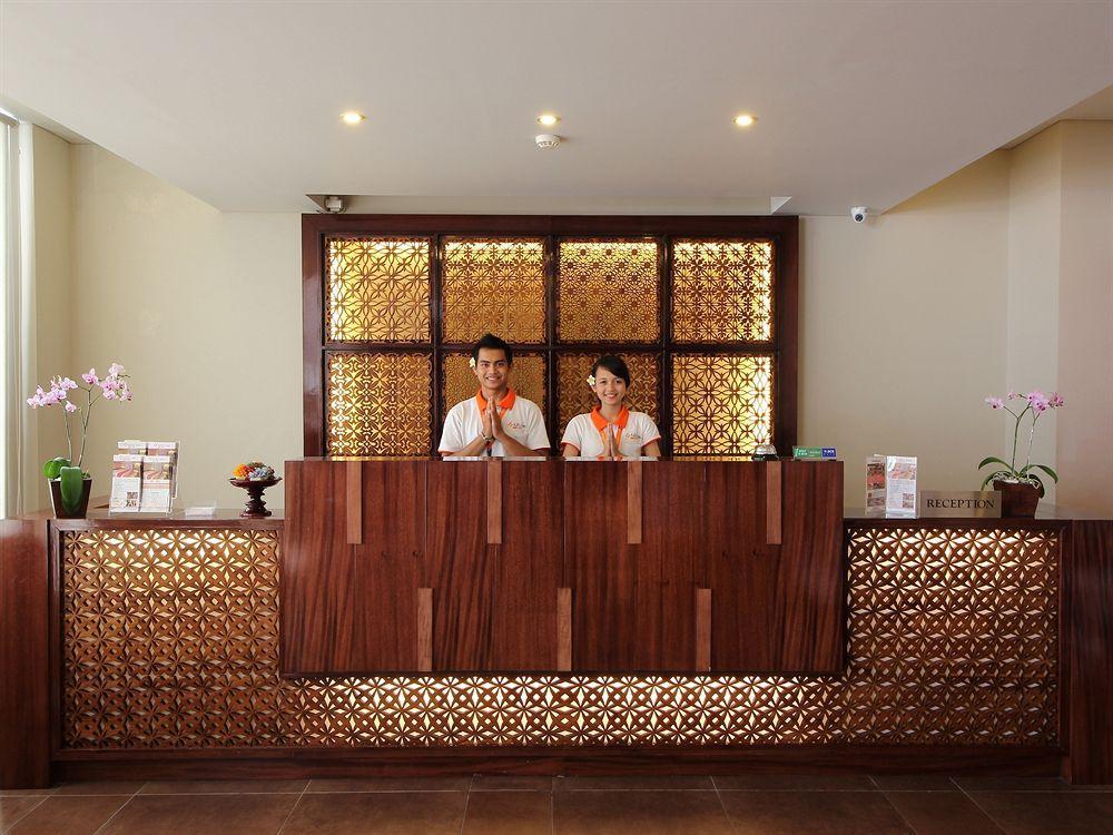 Holiday Inn Express Bali Sunset Road By Ihg Kuta Lombok Esterno foto