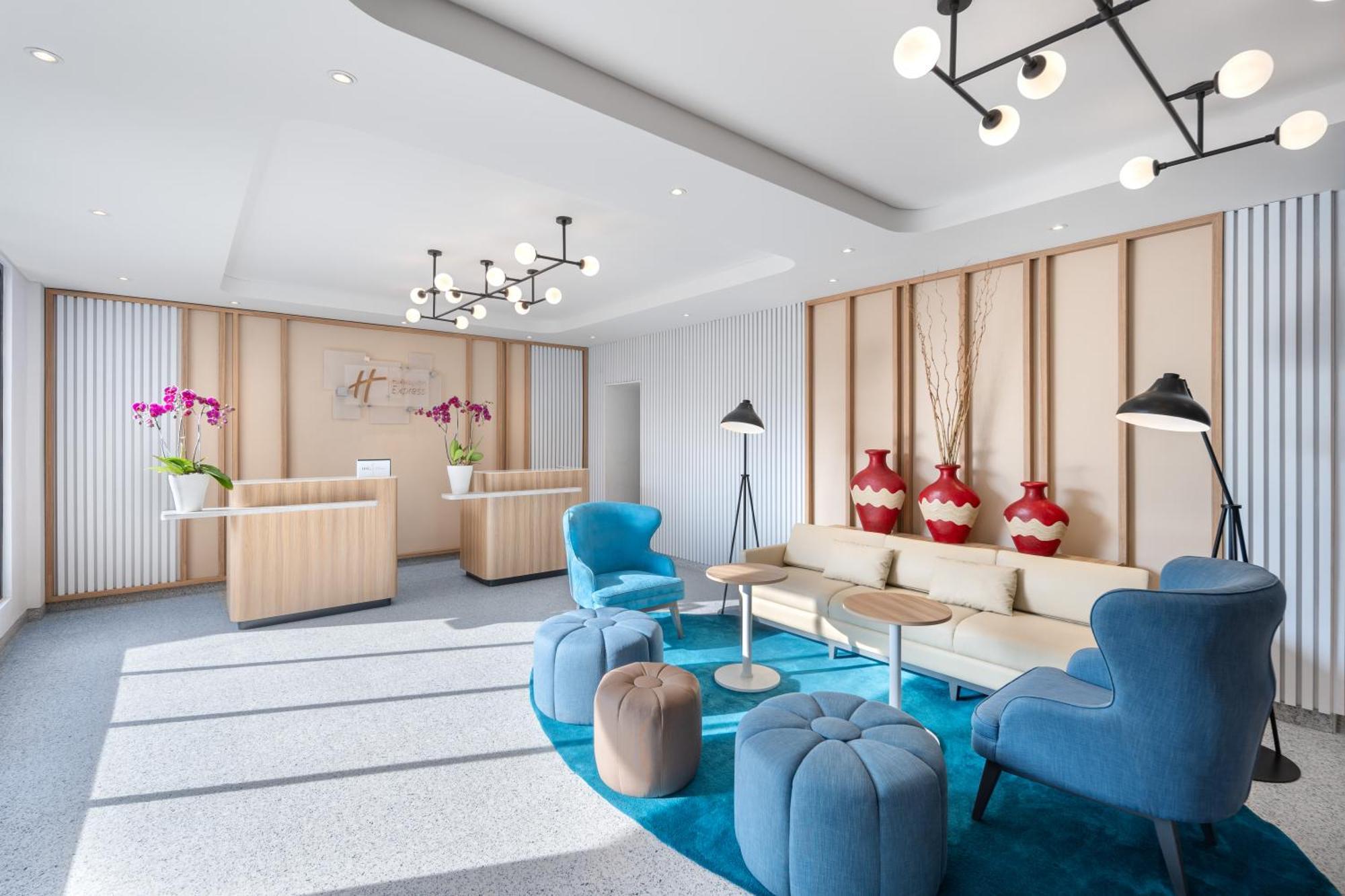 Holiday Inn Express Bali Sunset Road By Ihg Kuta Lombok Esterno foto