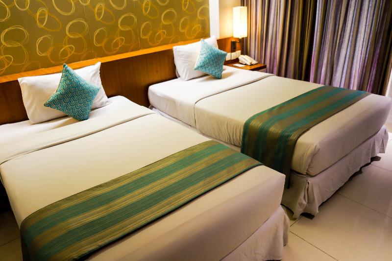 Holiday Inn Express Bali Sunset Road By Ihg Kuta Lombok Esterno foto